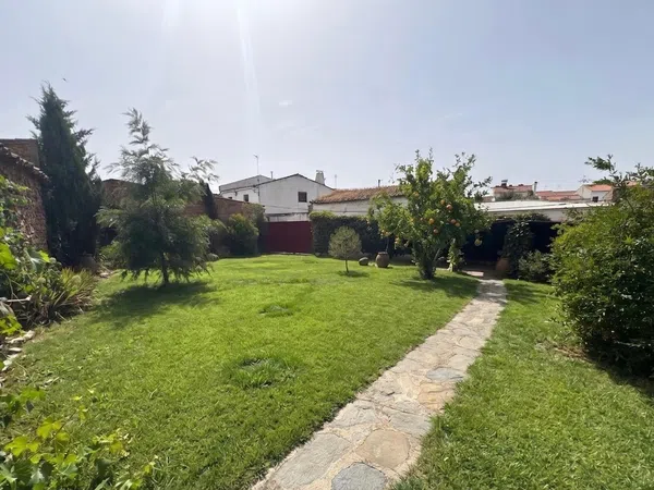 Casa de pueblo en Calle Peñas, 30 - Foto 1