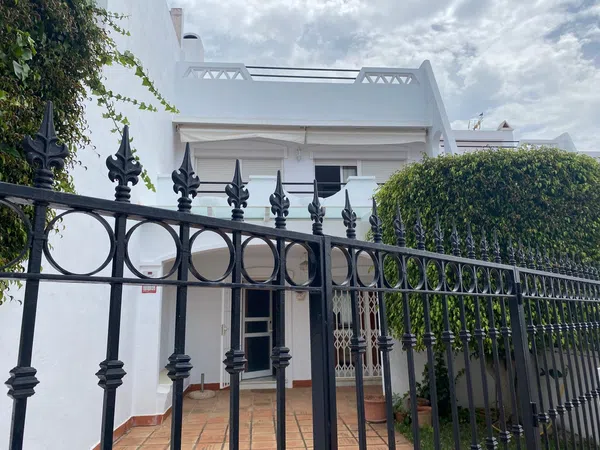 Chalet adosado en Calle Alora, 320, Reserva de Marbella - Foto 2
