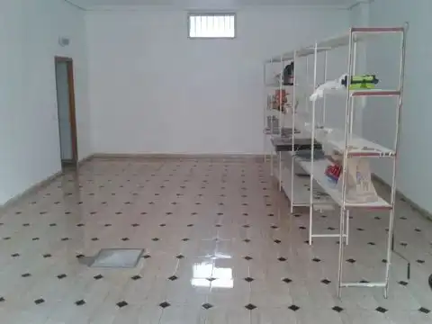 Local comercial en  Calle Alcor 4 - Foto 4