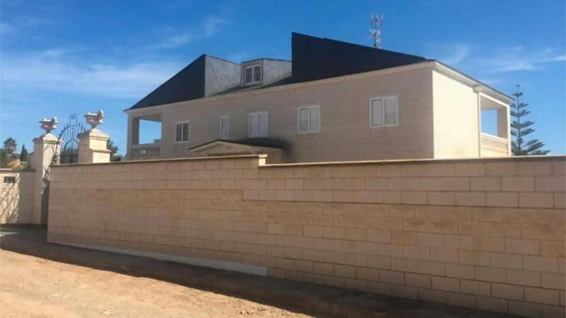 Casa adosada en pedralba - Foto 2