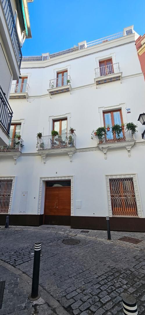 Piso en  Calle Castellar 6