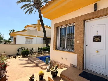 Chalet en  Calle Del Pozo 7 - Foto 1