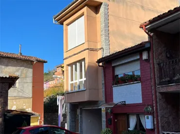 Casa adosada en  Cuesta Llugaron 35 - Foto 1