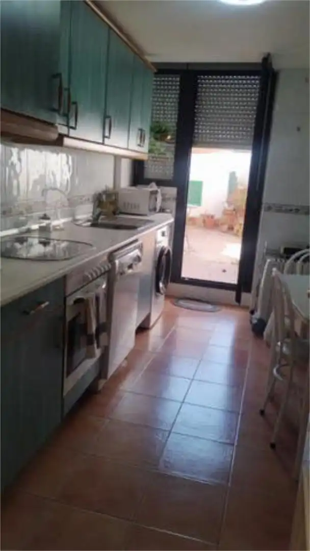 Piso en La Almunia de Doña Godina - Foto 3