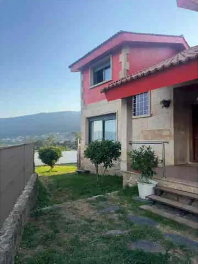 Casa adosada en santa Cristina de Cobres - Foto 3