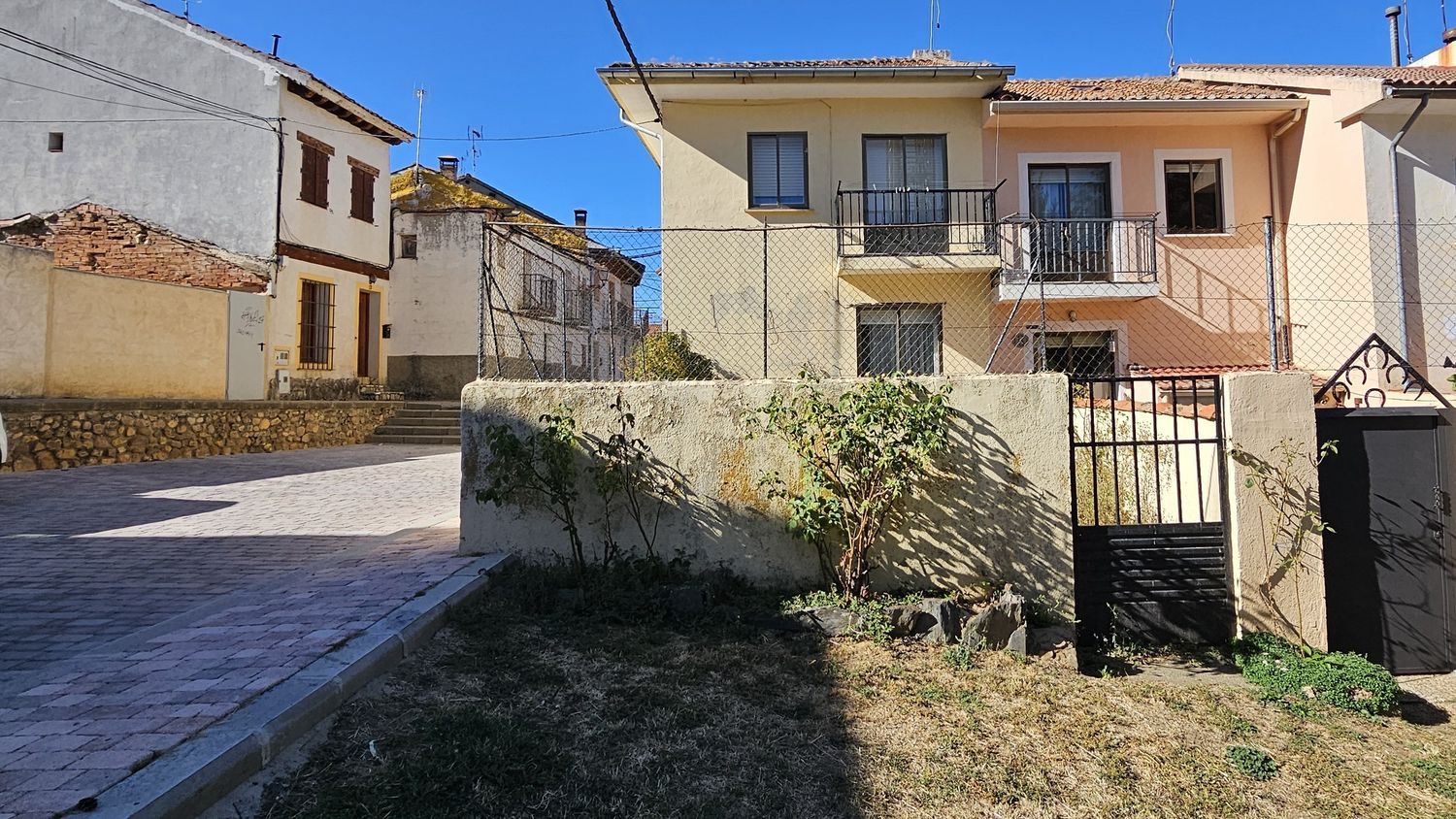 Chalet pareado en Riaza - Foto 4