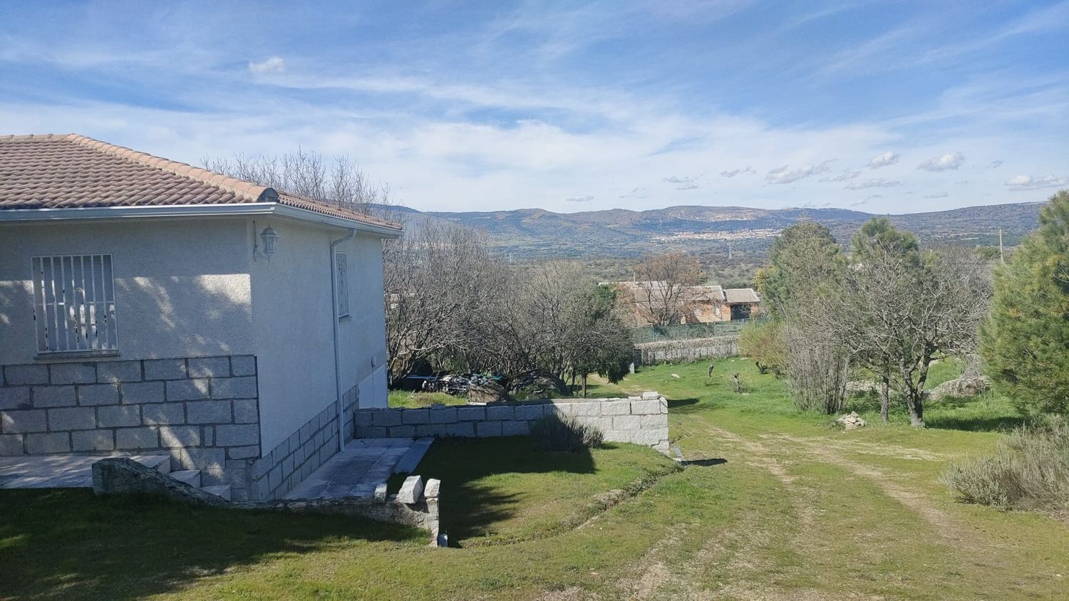 Casa o chalet independiente en Calle Valdesanmartin, 4 - Foto 2