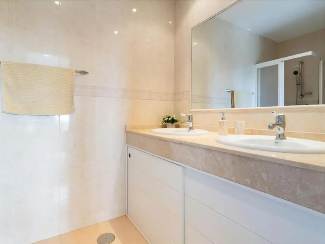 Casa adosada en  Urbanización Pueblo Vista Verde 2 - Foto 8