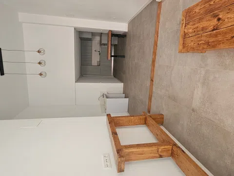 Estudio en calle de Salvador Lluch, 12
