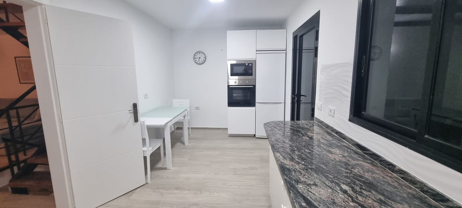 Chalet adosado en Avenida Andres Vidal, 28 - Foto 8