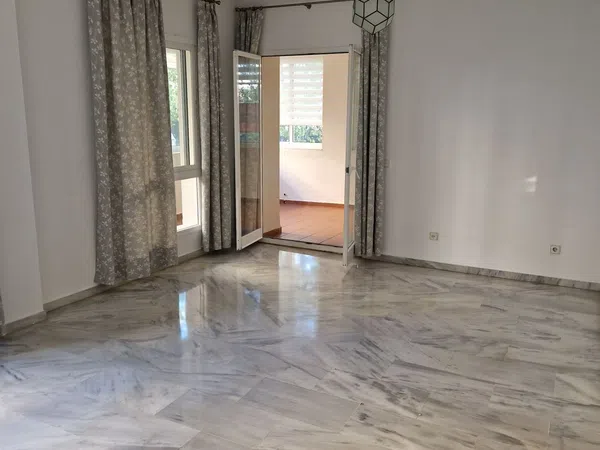 Piso en Avenida Cristobal Colón, 27 - Foto 2
