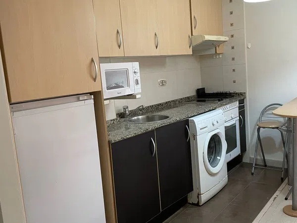 Alquiler de estudio en Avenida Lisboa, 3 - Foto 5