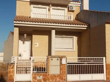 Dúplex en  Calle Castellón 9 - Foto 1