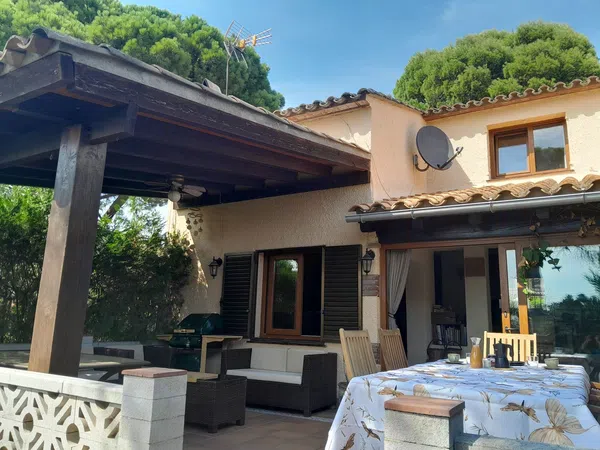 Chalet adosado en Passatge Dublín, 20, Torre Vella - Torre Gran - Les Dunes - Foto 2