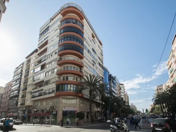 Piso en Avenida Alfonso El Sabio, 35, Centro Tradicional - Foto 2