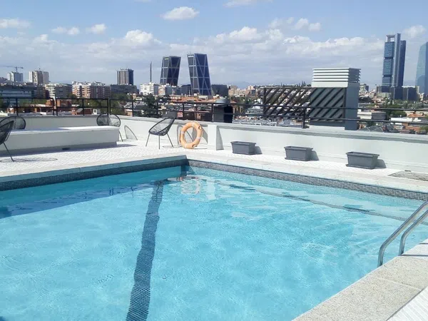 Piso en avenida de Alberto Alcocer, 49