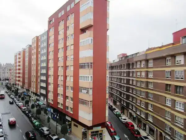 Piso en  Calle Marqués de San Esteban 48 - Foto 4