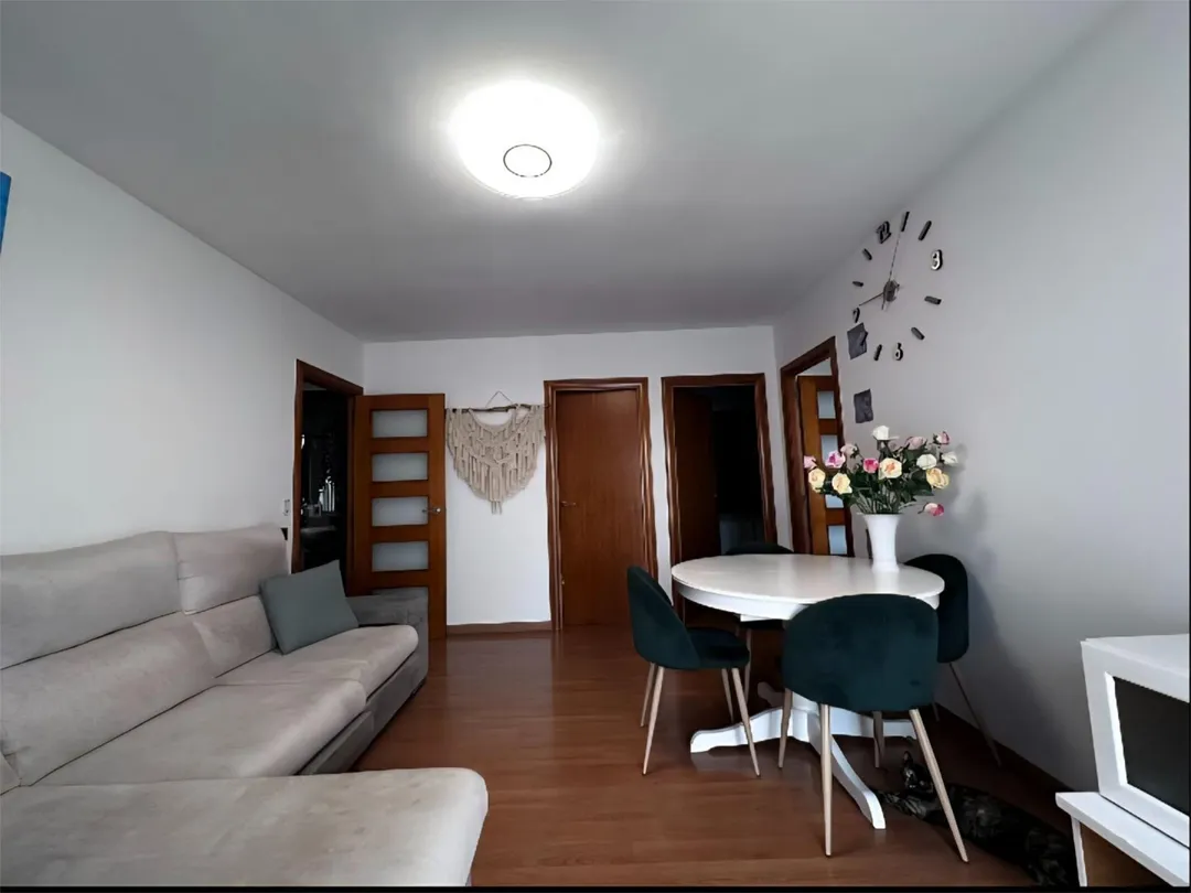 Piso en  Avinguda de Jaume Recoder 53 - Foto 3