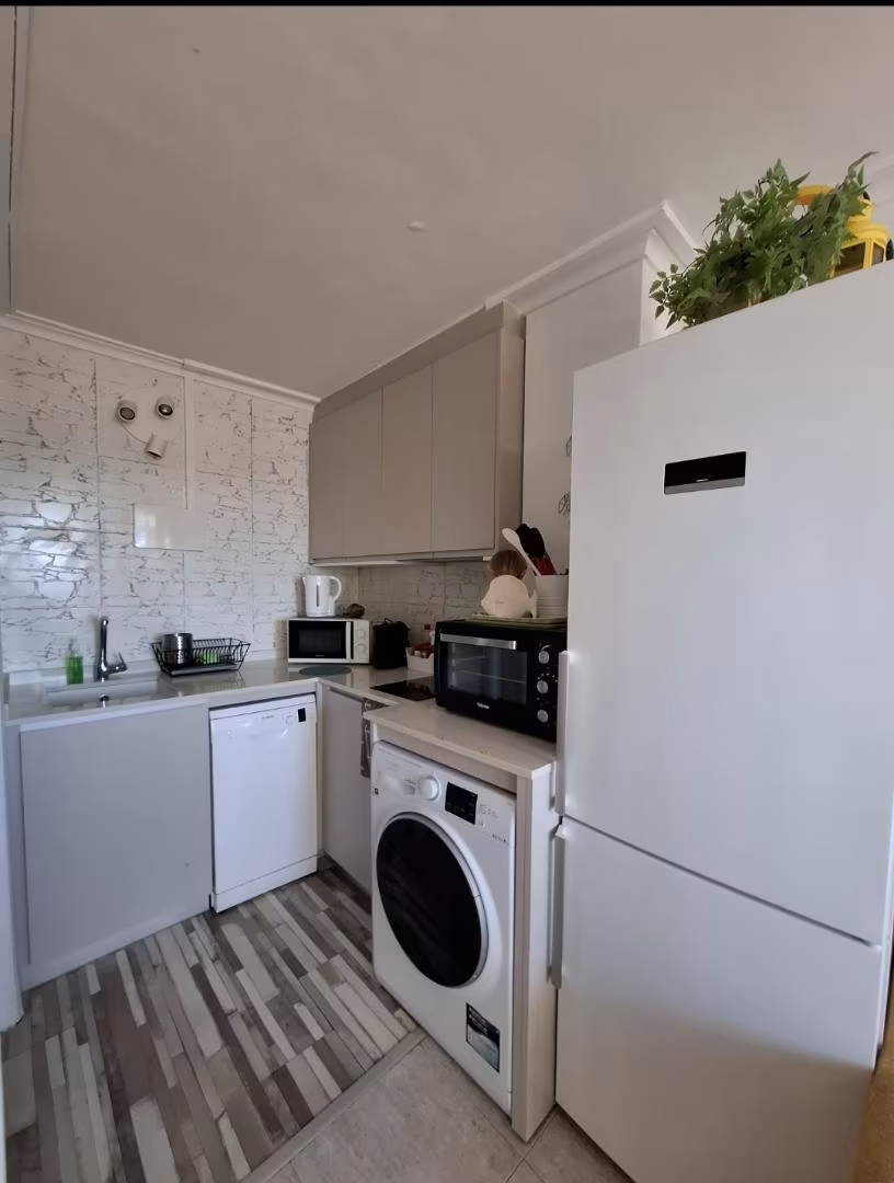 Estudio en  Carrer Sol Naixent 18 - Foto 7