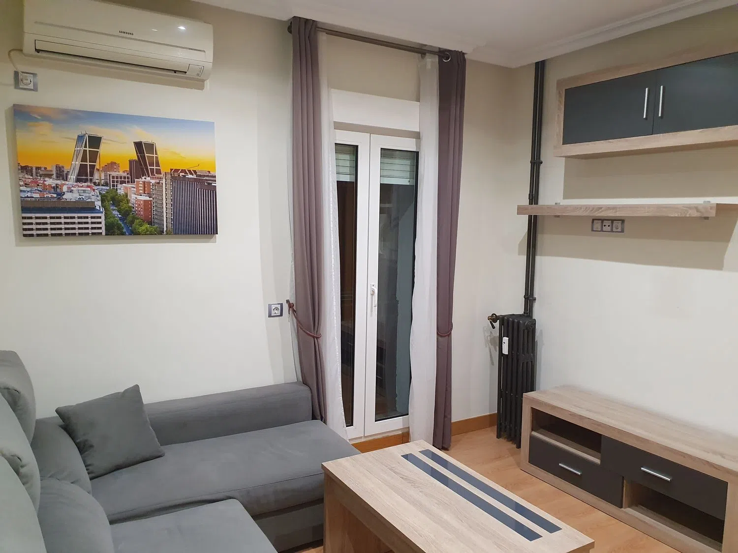 Piso en calle de Fernández de los Ríos, 20 - Foto 4