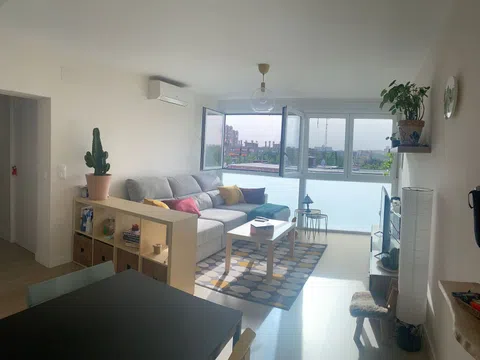 Piso en avenida Doctor García Tapia, 88