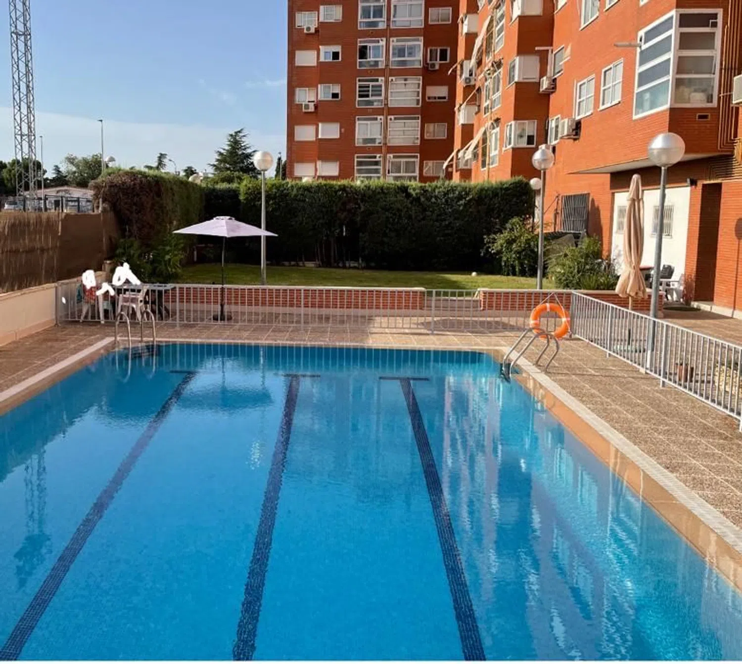 Piso en Barrio Tres Olivos - Valverde - Foto 1