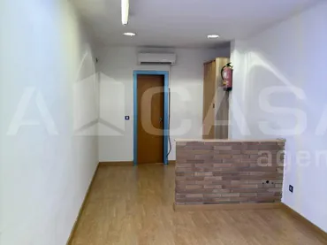 Local comercial en Granollers - Foto 4