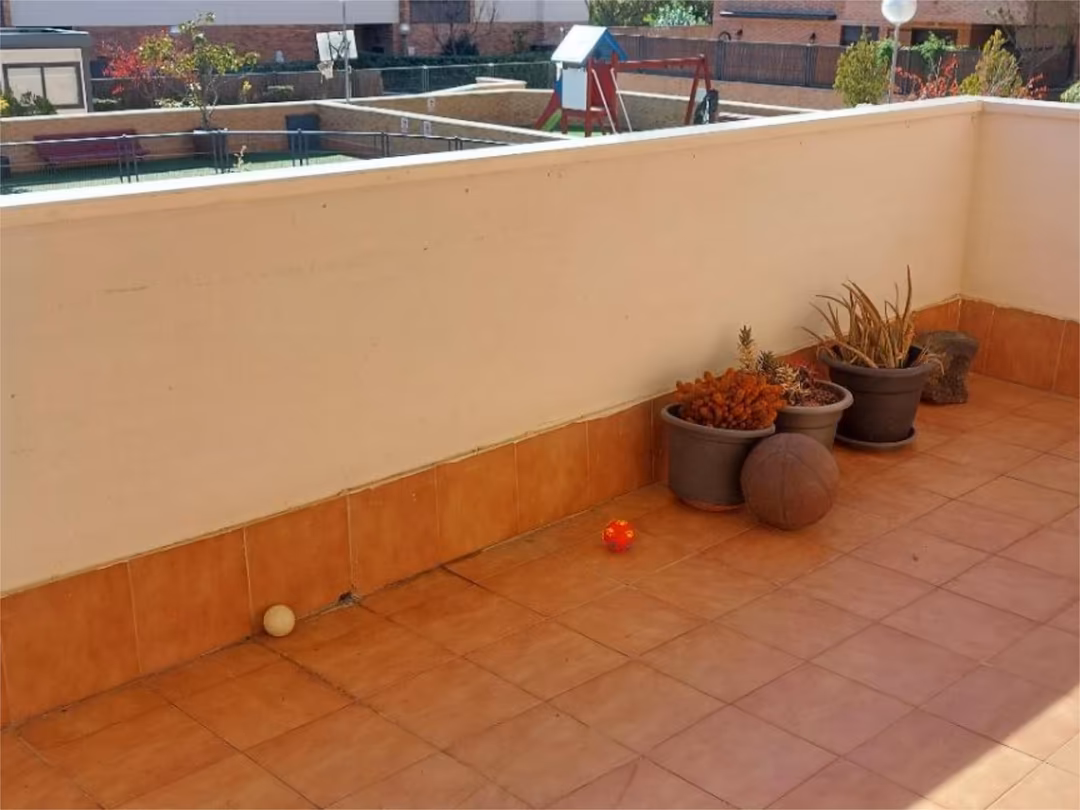 Piso en  Calle Castillo de Arévalo s/n - Foto 6