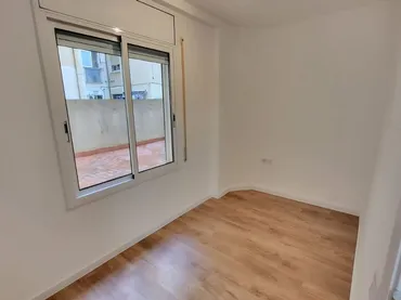 Piso en  Avinguda de Pere el Cerimoniós 6 - Foto 11