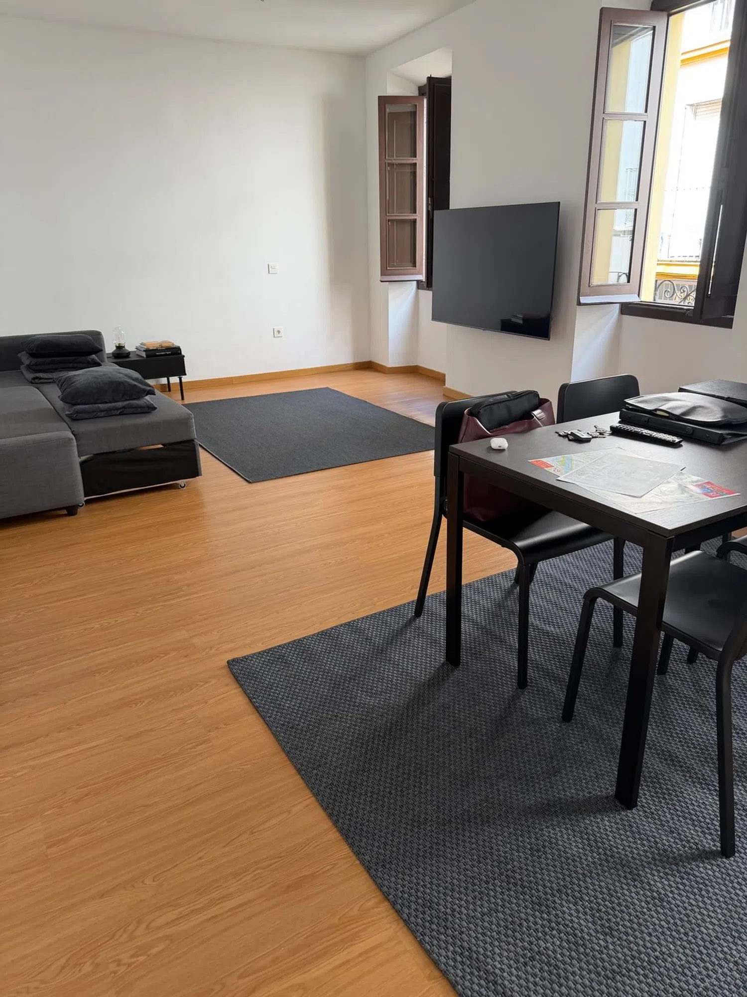 Piso en calle Rodrigo de Triana, 74 - Foto 1