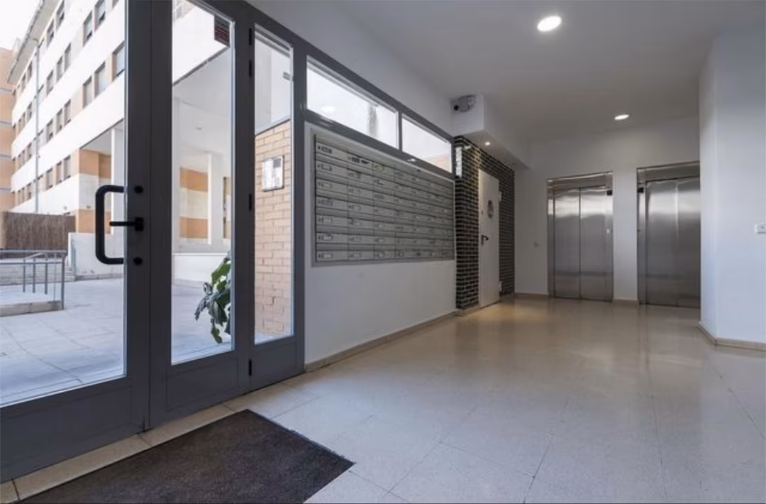 Piso en  Calle de Eduardo Chillida 12 - Foto 7