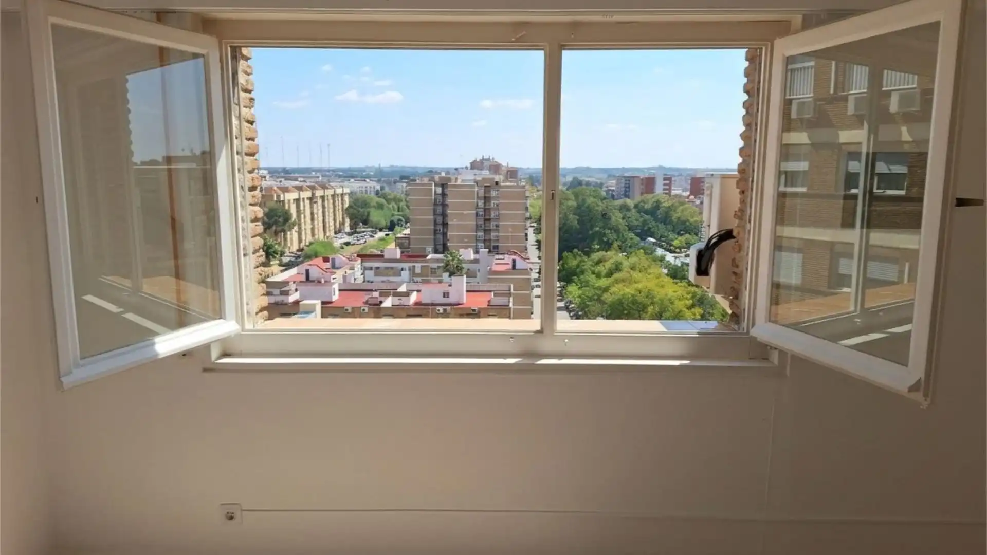 Piso en  Avenida Alcalde Juan Fernandez 31 - Foto 1