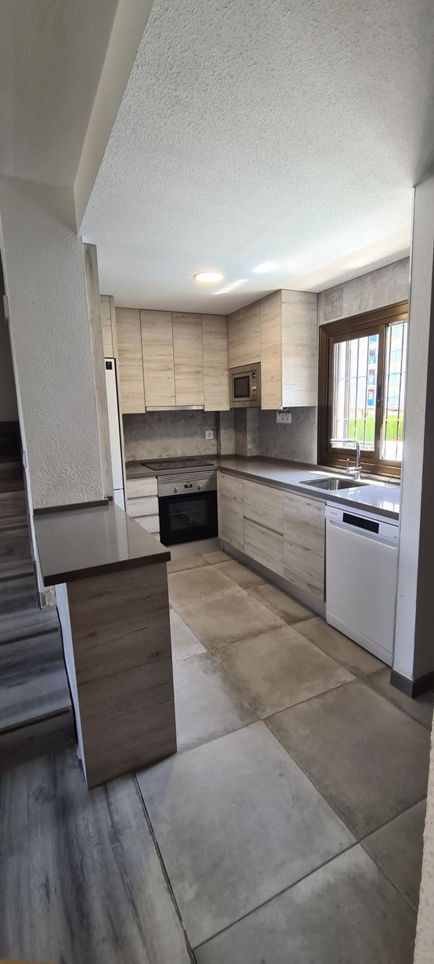 Chalet adosado en calle Jacinto Benavente, 11 - Foto 9