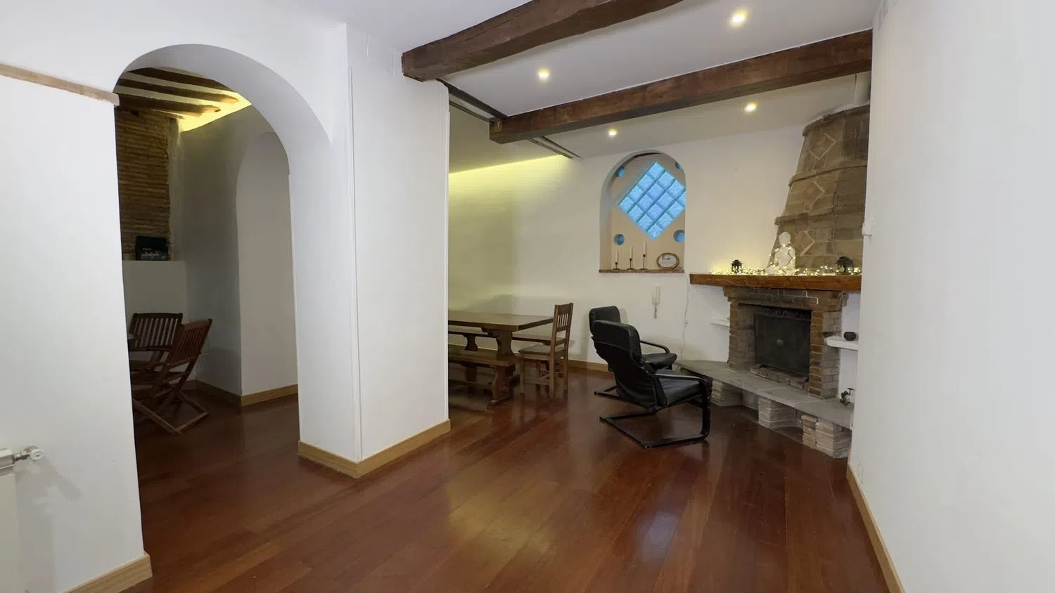 Estudio en calle Dormitalería, 10