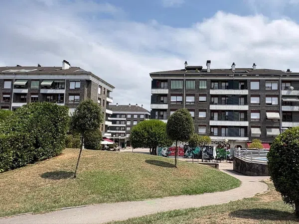 Piso en Gernika-Lumo - Foto 1
