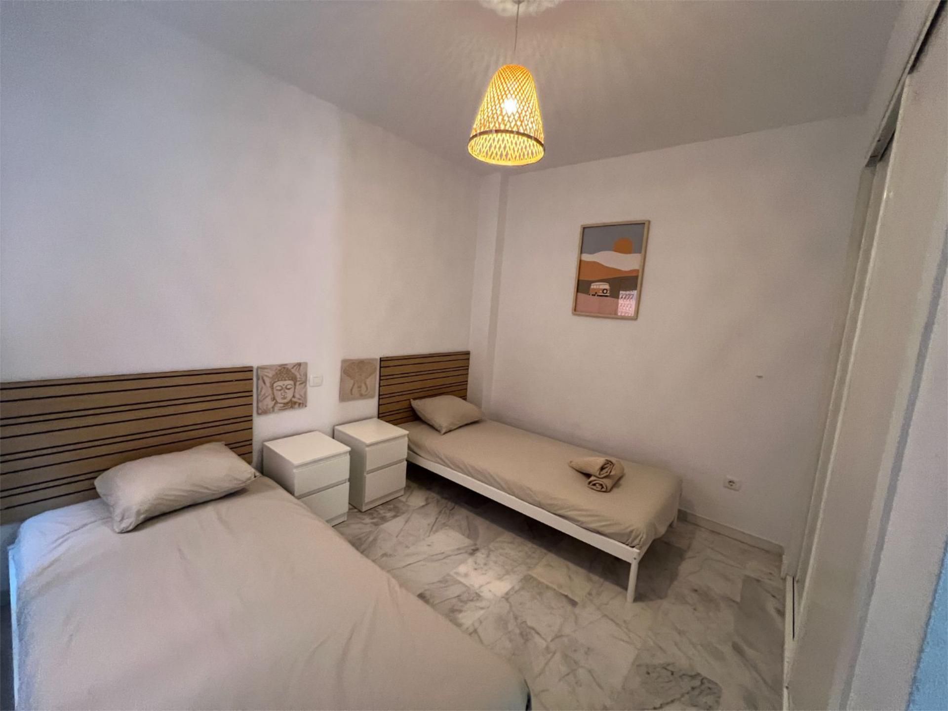 Piso en  Avenida Aljaima 15 - Foto 25