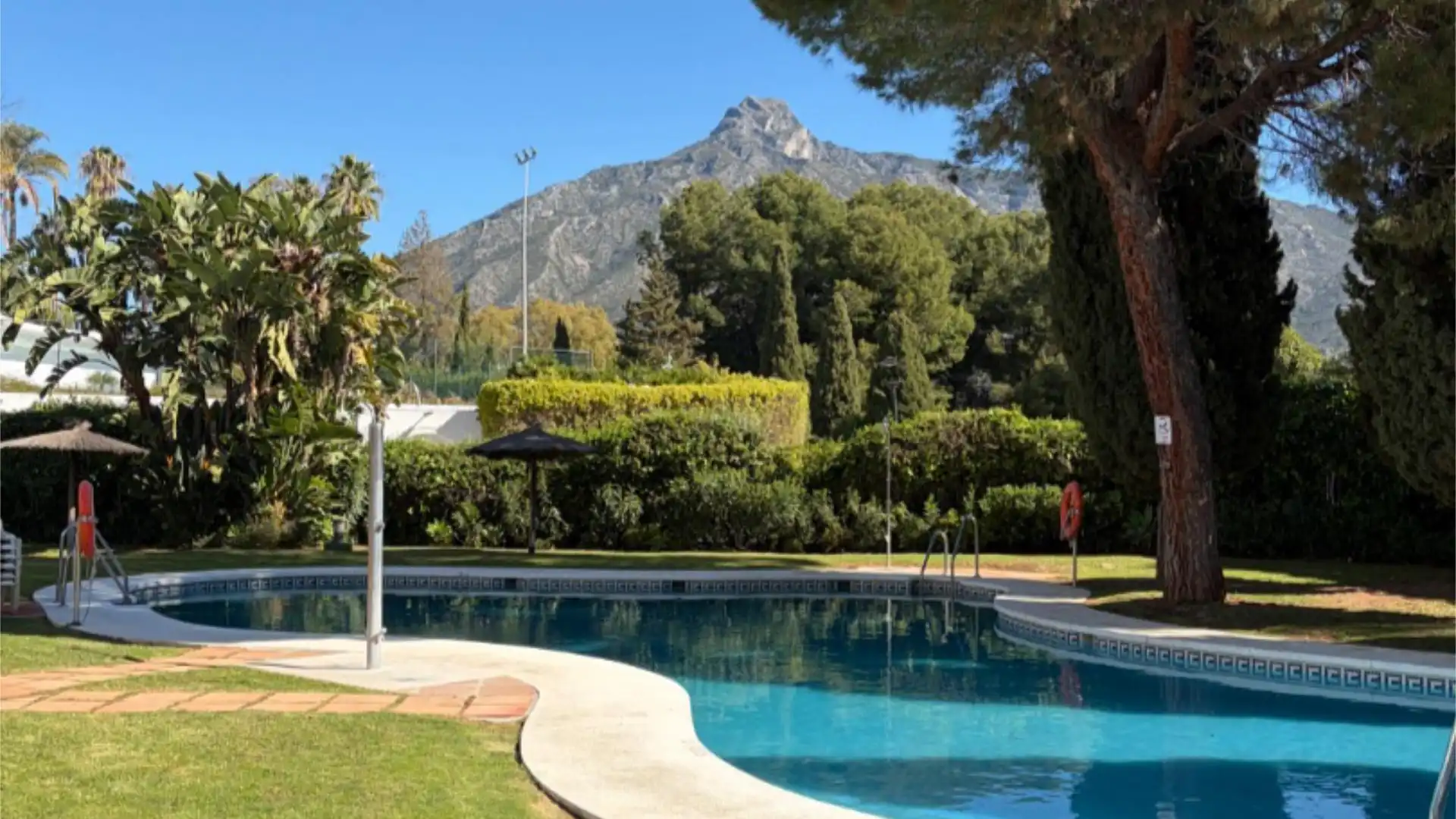 Piso en  Calle Sierra Bermeja 88 - Foto 4