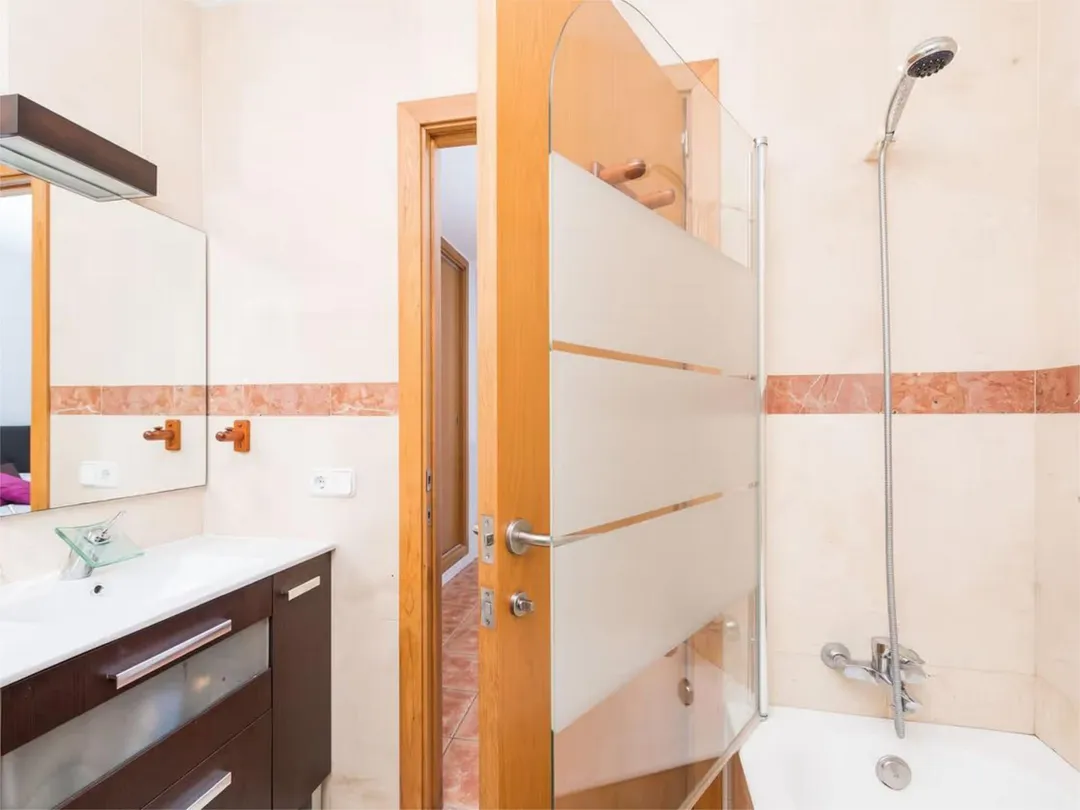 Casa adosada en  Camí d'Alcanada 8 - Foto 13