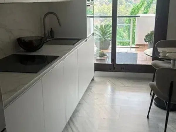 Piso en avenida Pablo Picasso, 1 - Foto 5