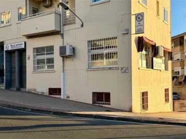 Piso en Barrio El Pilar - Foto 1