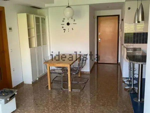 Piso en Plaza de Josep Melia i Castello - Foto 1