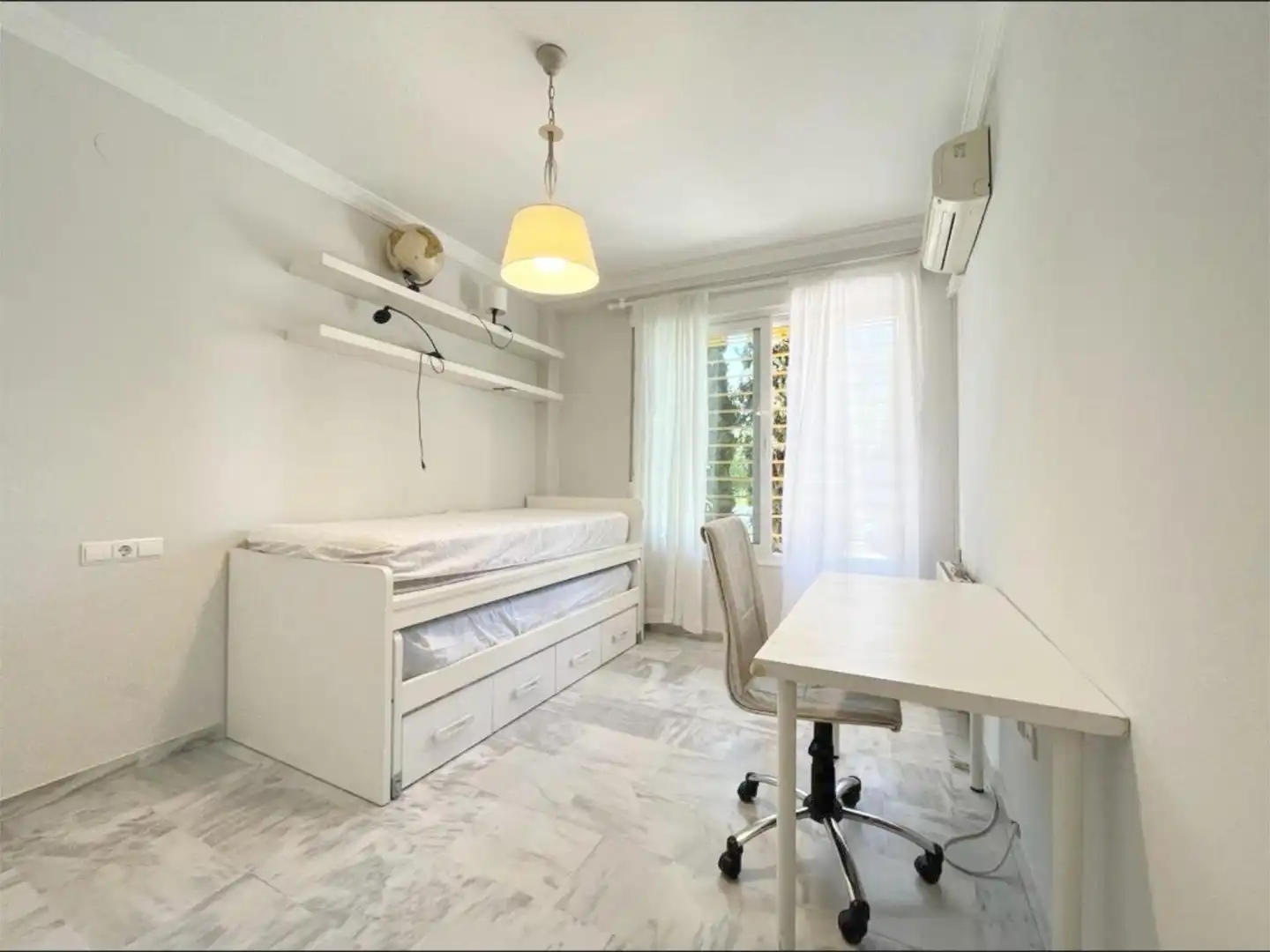 Piso en  Carretera de Málaga 24 - Foto 2