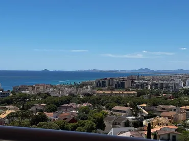 Apartamento en  Calle Teodoro Llorente 45 - Foto 1
