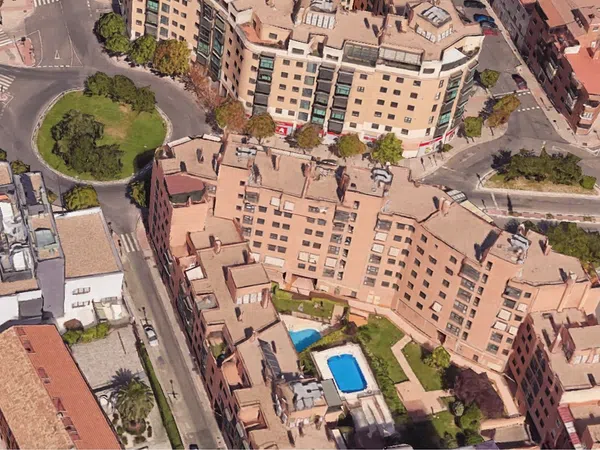 Piso en avenida de Camilo José Cela, 29 -37