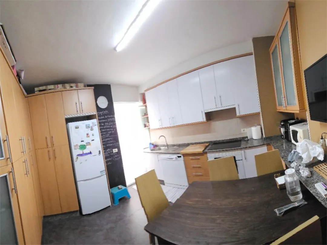 Piso en  Rúa Travesía de Vigo 68 - Foto 3