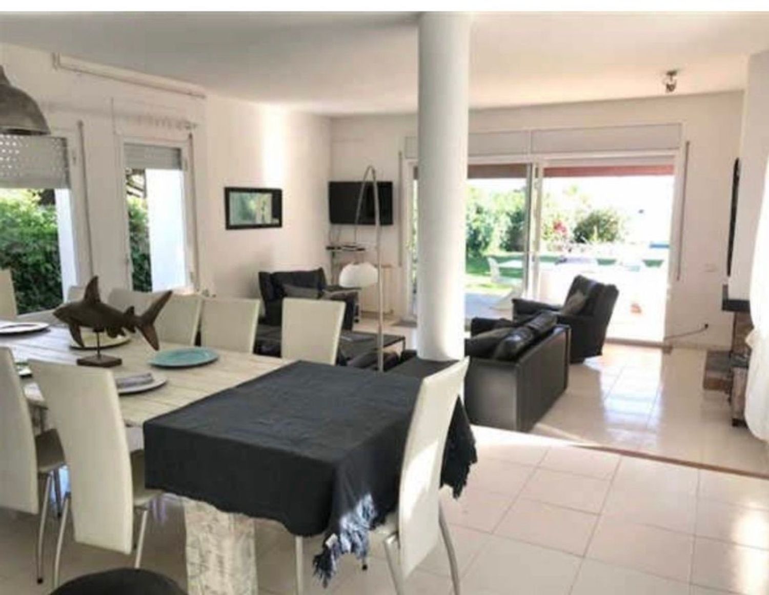 Casa independiente en avenida de Miquel Utrillo, 71 - Foto 1