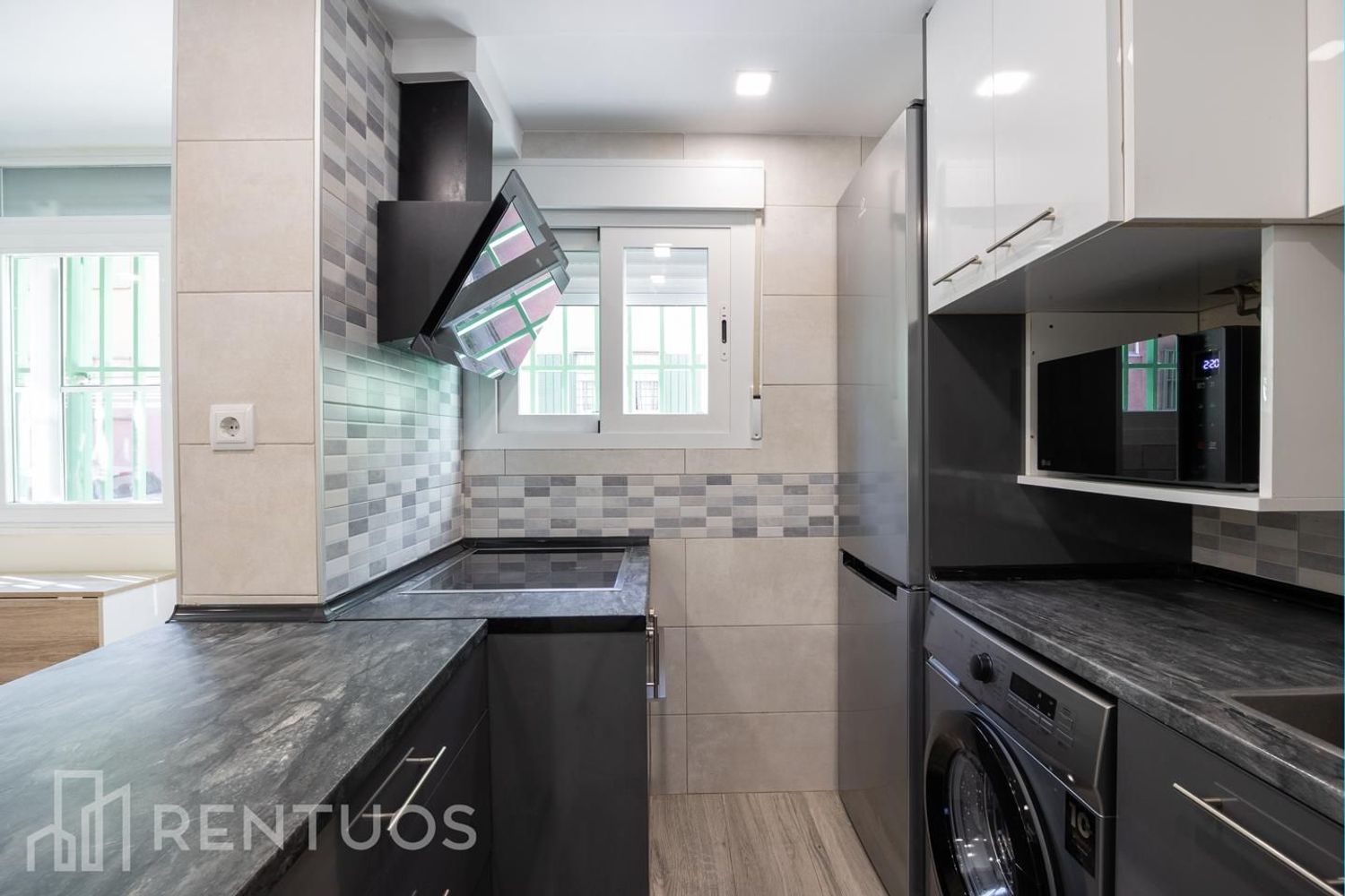 Piso en calle Caucho - Foto 9