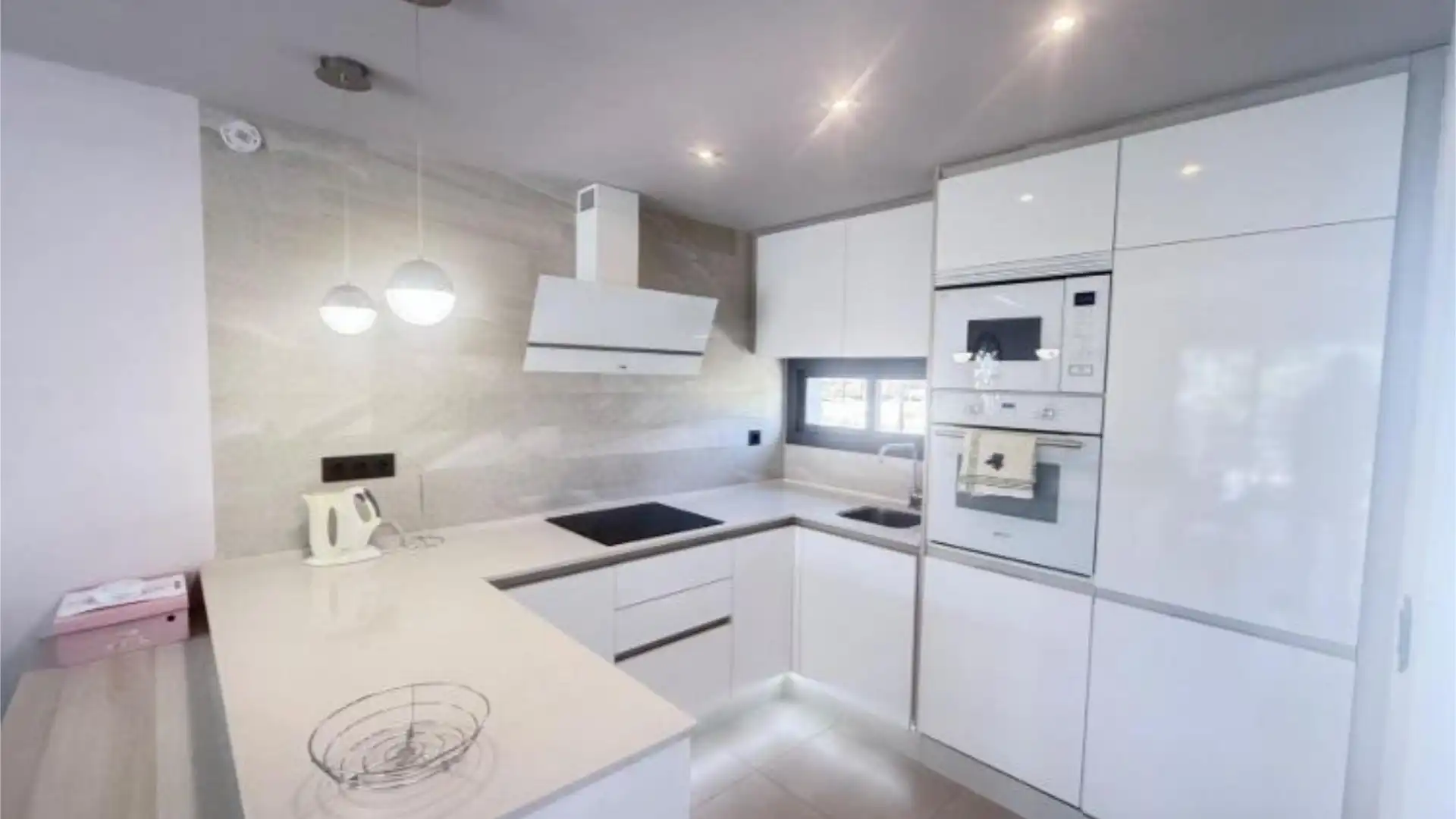 Piso en  Calle Doctor Severo Ochoa 0 - Foto 4