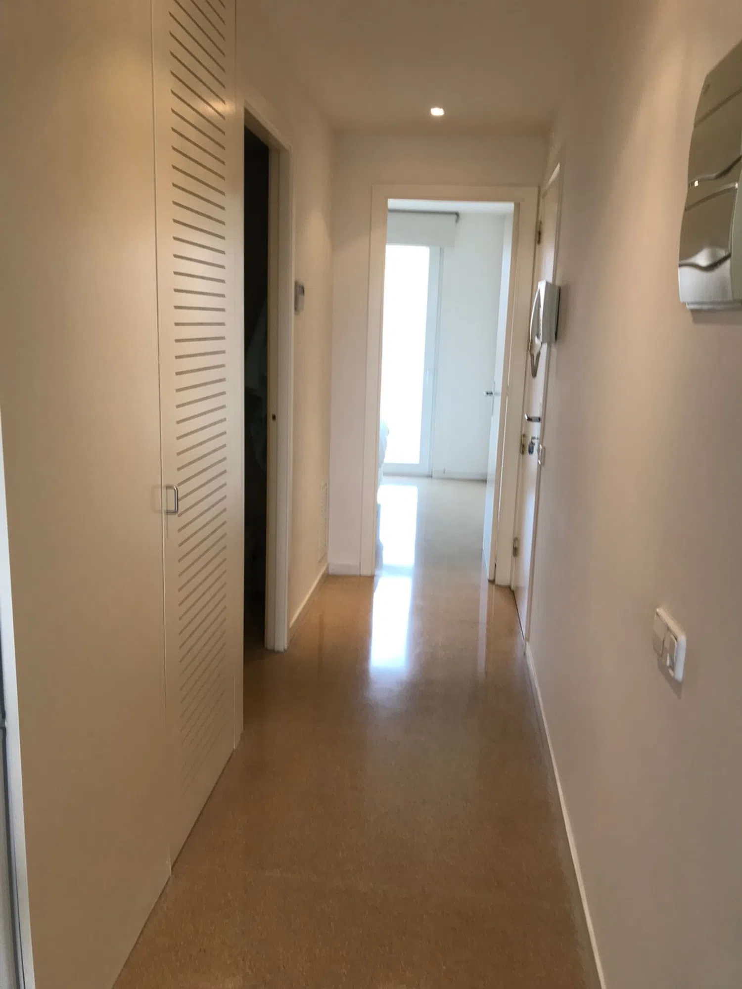 Estudio en calle de Laureà Miró, 240 - Foto 10