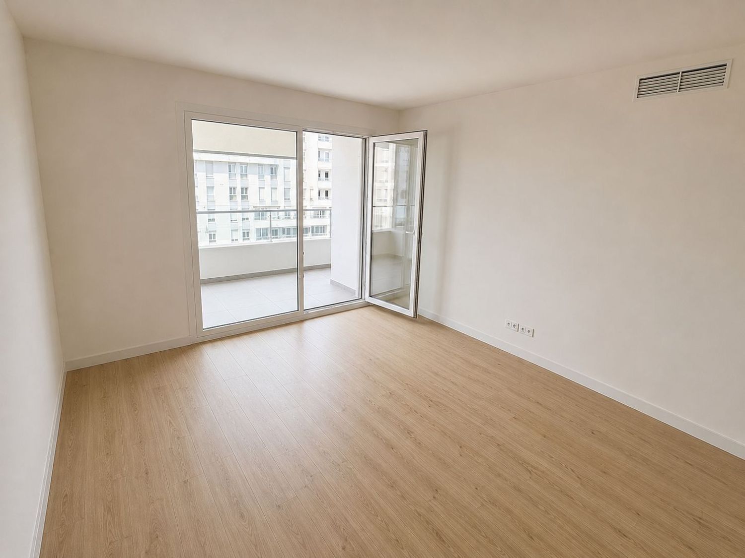 Piso en Calle de Vicente Chuliá Campos, 1 - Foto 4